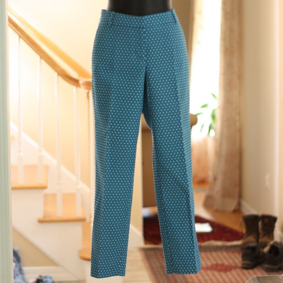 J. CREW Light Blue and White Polka Dots Cafe Capri - Picture 1 of 5